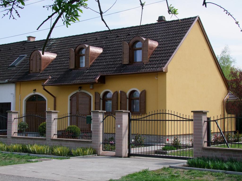 Rajna Vendégház Bogács Esterno foto